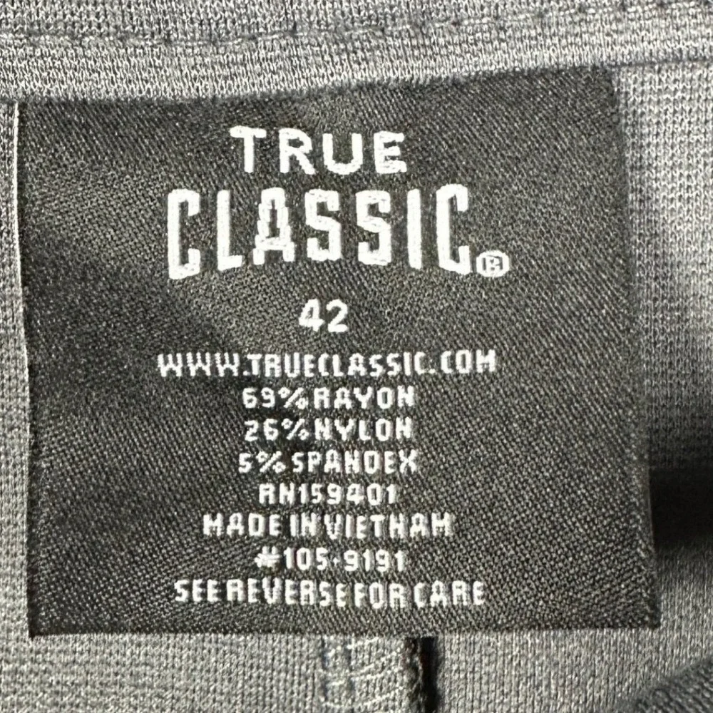 True Classic Pants Mens 42 Dark Grey Performance Tech Chino Flat Front Stretch